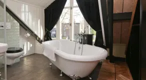 Small Luxury Boutique Hotel Wilma J - Image 2