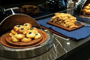 Grand Sapphire City Hotel - Image 4