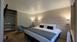 Hostal Boutique Puerta Roja - Image 2