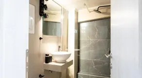 Ennea suites-Earth suite - Image 4