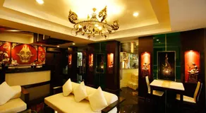 Mirth Sathorn Hotel - Image 3