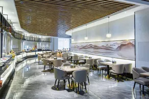 Guomao Grand Hotel - Image 2