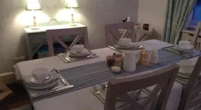 Birtles Farm Bed and Breakfast - Image 4