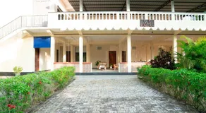 G K Guest House - Image 4