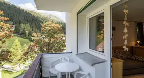 Alpenhaus Montafon by Pferd auf Wolke - Image 5