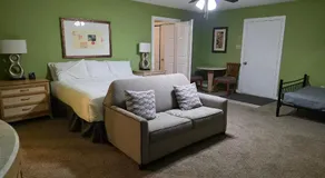 6BR in Suburban area close to Freeway and Galeria - Image 2