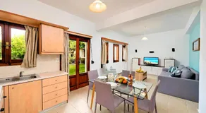 Island Villa Heated Pool - Image 2