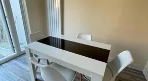 Modern 4-bedroom entire house with Garden - Image 3