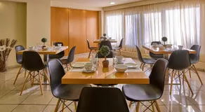 Hotel Delfini - Image 5