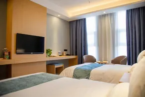 Yike Art Hotel - Image 2