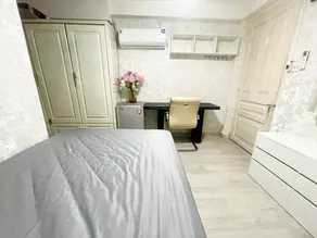 Central- Airport House - Image 2