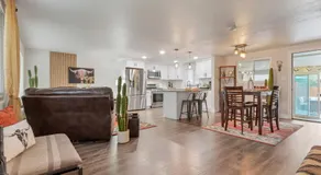 Backyard BBQ Retreat: Central 3bd - Prime Location - Image 3