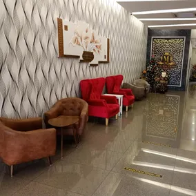 M GLOBAL HOTEL - Image 4