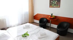 Hotel Rezident - Image 2