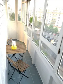Green Apartment 59 - Image 3