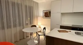 L'Excelsior Suites - Image 4