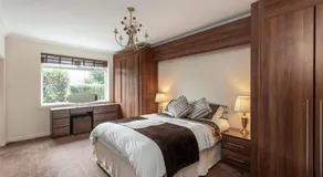 Hillhouse - Image 4