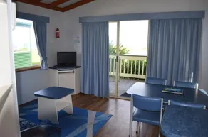 Holiday Lifestyle Henty Bay Portland - Image 2