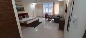 Hotel Moon - Image 3