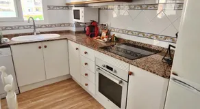 Apartamento con piscina en Oliva Nova - Image 3