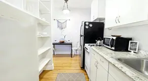 Relaxing 1 BR near Lower Greenville Free Parking - Image 5