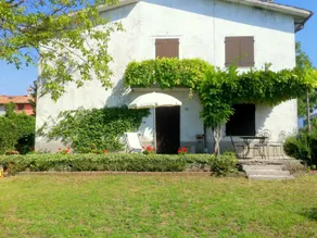 Cosy detached house, 4 km far from Lake Garda, big private garden with terrace - Image 3