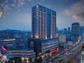 Vienna Hotel Jiangsu Xuzhou Pengcheng Square - Image 4