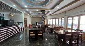 Blue Yak Resort - Image 3