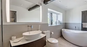 5 Bed in Halifax oc-96061 - Image 2