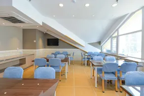 Home Inn (Dalian Xinghai Square Convention and Exhibition Center Metro Station Branch) - Image 2