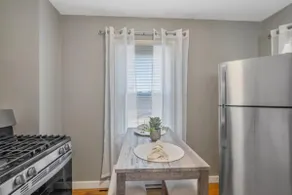 Modern 1BR Near Syracuse U, Zoo & Dome, Fast WiFi - Image 5