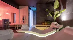 ONE TWO FOUR - Hotel & Spa - Image 3