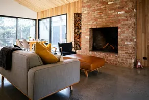 Indulgent country escape in the heart of Red Hill - Image 2