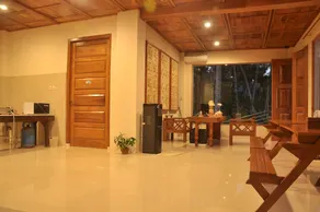 Crystal Beach Bali Hotel - Image 5
