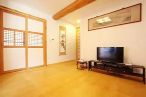 Chosun Royal Family Hotel - Image 2