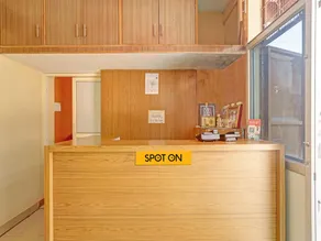 SPOT ON 811668 Shreyas Residency - Image 5