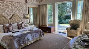In the Vine Boutique Country Manor - Image 2