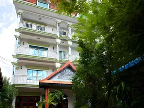 Damnak Riverside Villa - Image 4