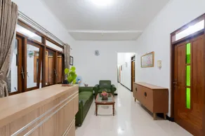 RedDoorz at Batutulis Bogor by House of M - Image 2