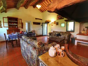 Farmhouse with pool, views - Image 5