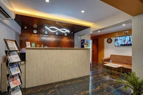 Hotel Isra Comfort Inn - Image 2