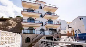 Apartments La Caleta Sunrises - Image 4
