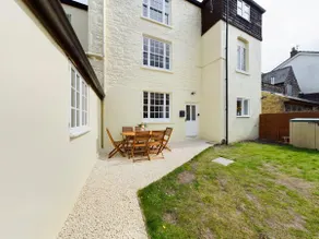 Beautiful Village, dog friendly & private garden - Image 5