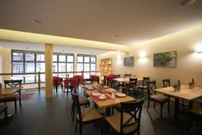 Weingut & Gästehaus Schmitz-Bergweiler - Image 3