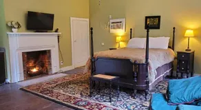 The Cabins at Healing Springs - Image 2