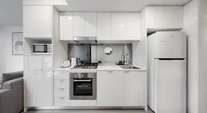 Eve Apartment - South Bank Central Location, Free Carpark, Privately Hosted - Image 5