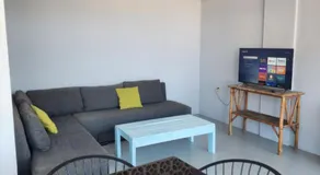 1 BR APT with AC , TV , wi-fi near DT and beach - Image 2