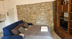 Tra Monti e Lago - Image 2