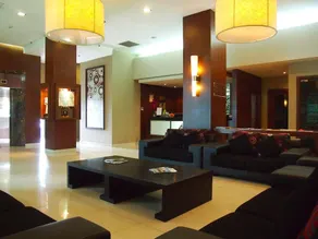 Swiss Hotel Apartment - Image 4