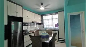 The Handz House II with WIFI - For family or same gender only - Image 3